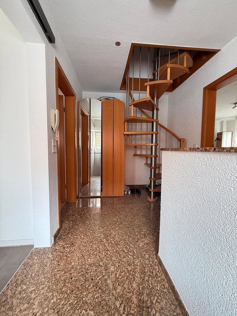 Prodej domu 125 m², pozemek 443 m², Offenbach am Main, Hessen Prodej domu 125 m², pozemek 443 m², Offenbach am Main, Hessen