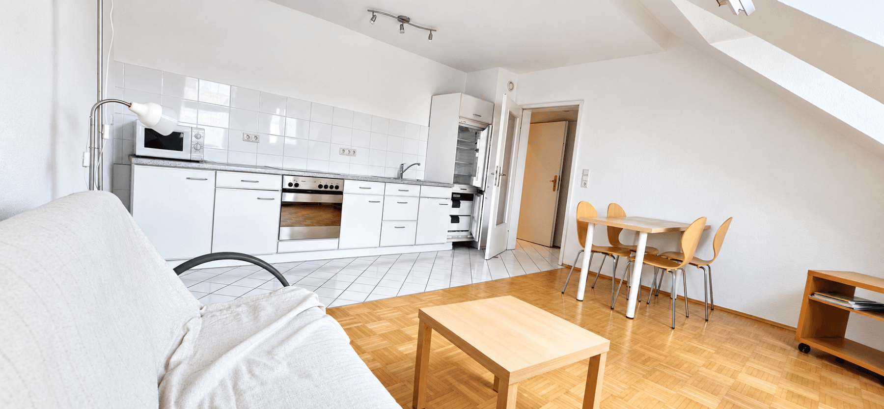 Pronájem bytu 2+1 39 m², Walldorf, Bádensko-Württembersko Pronájem bytu 2+1 39 m², Walldorf, Bádensko-Württembersko