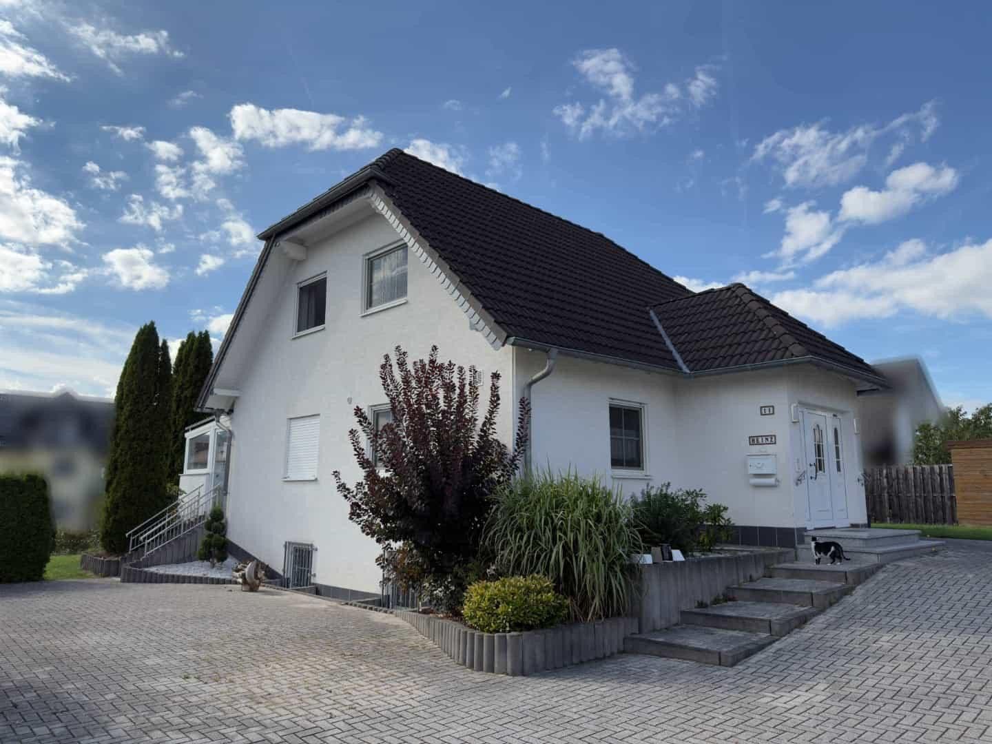 Prodej domu 137 m², pozemek 877 m², Auf dem Knorren 11, Amöneburg, Hessen Prodej domu 137 m², pozemek 877 m², Auf dem Knorren 11, Amöneburg, Hessen