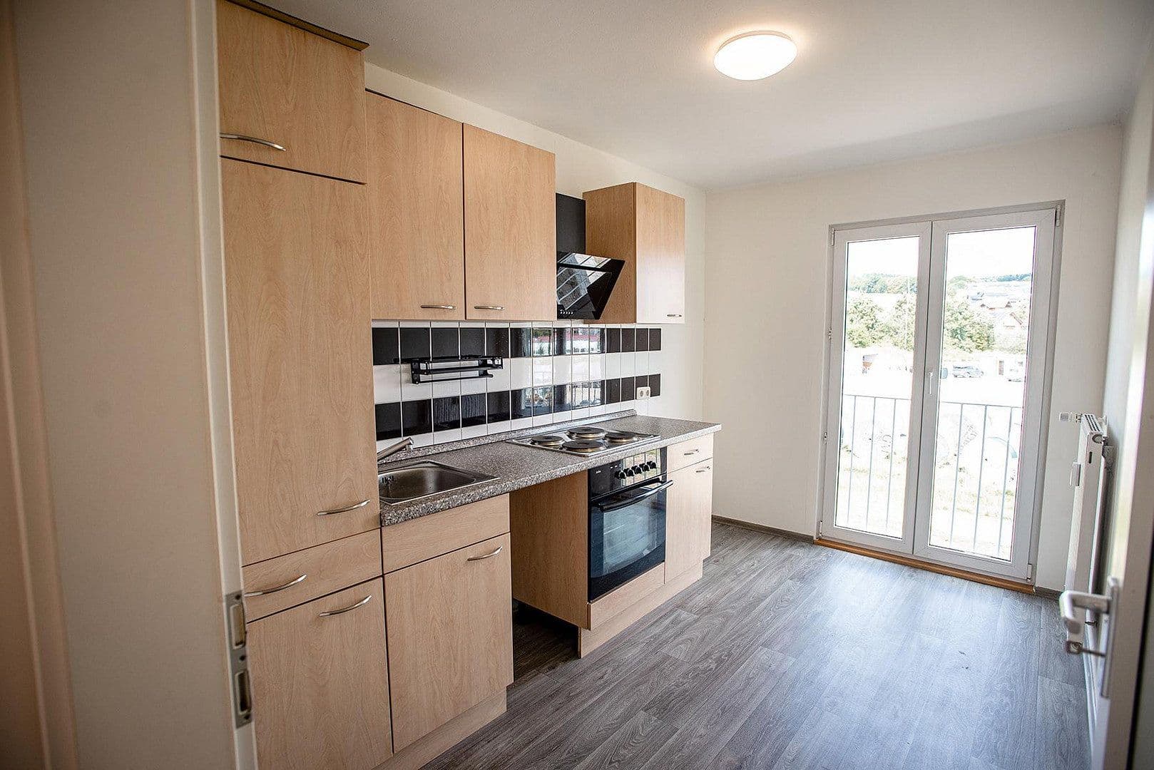 Pronájem bytu 3+1 79 m², Neunburgerstraße 22, Stamsried, Bavorsko Pronájem bytu 3+1 79 m², Neunburgerstraße 22, Stamsried, Bavorsko