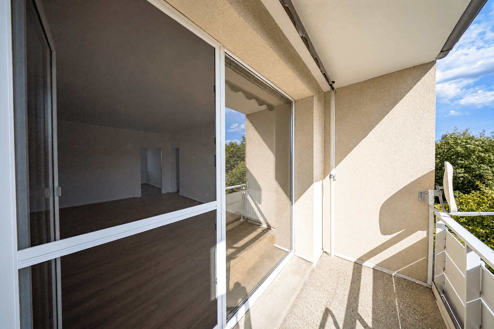 Pronájem bytu 4+1 75 m², Puschkinstraße 24, Bitterfeld-Wolfen, Sasko-Anhaltsko Pronájem bytu 4+1 75 m², Puschkinstraße 24, Bitterfeld-Wolfen, Sasko-Anhaltsko
