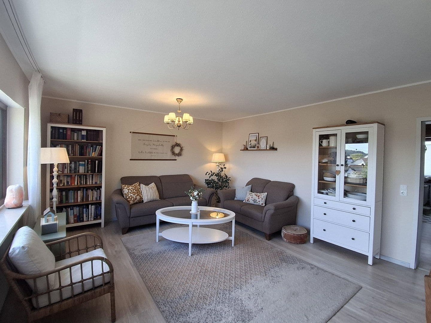 Prodej bytu 3+1 83 m², Birkenfeld, Porýní-Falc Prodej bytu 3+1 83 m², Birkenfeld, Porýní-Falc