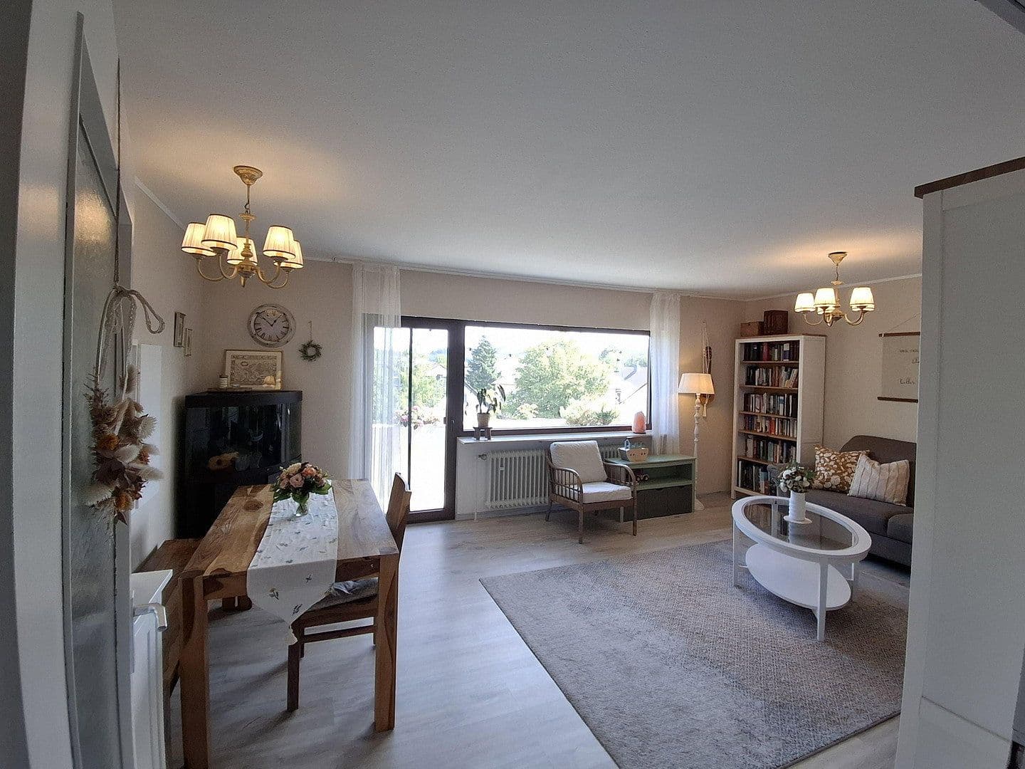 Prodej bytu 3+1 83 m², Birkenfeld, Porýní-Falc Prodej bytu 3+1 83 m², Birkenfeld, Porýní-Falc