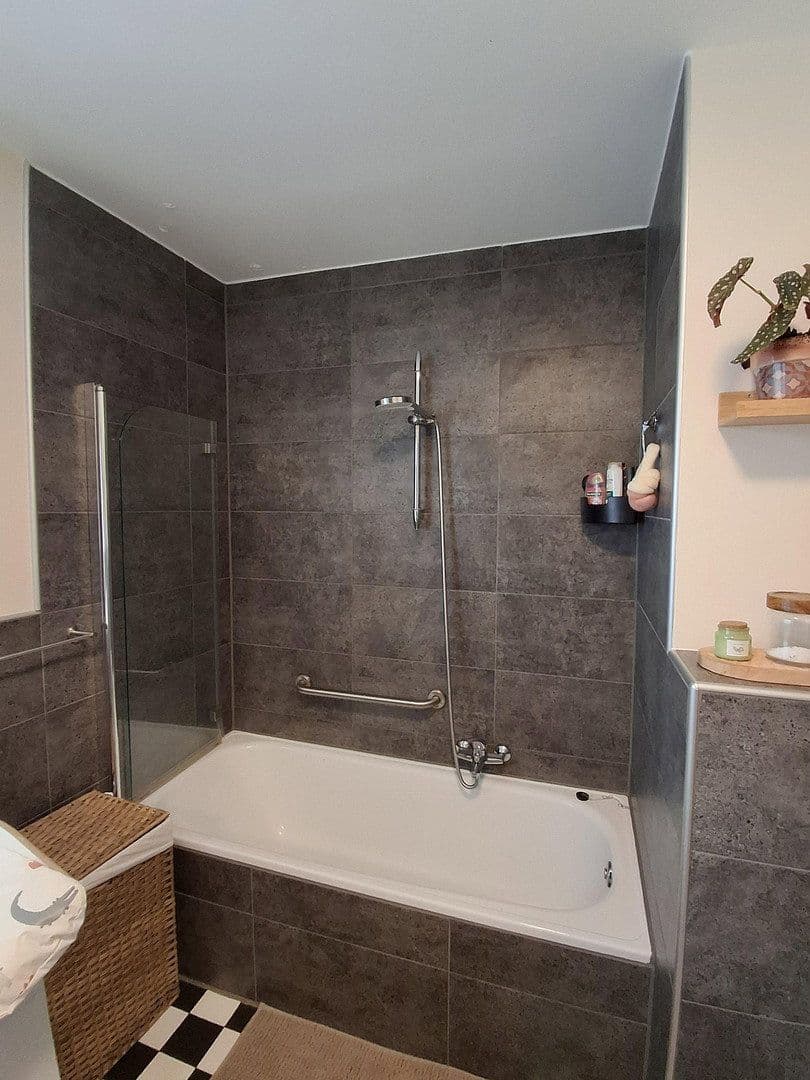 Prodej bytu 3+1 83 m², Birkenfeld, Porýní-Falc Prodej bytu 3+1 83 m², Birkenfeld, Porýní-Falc