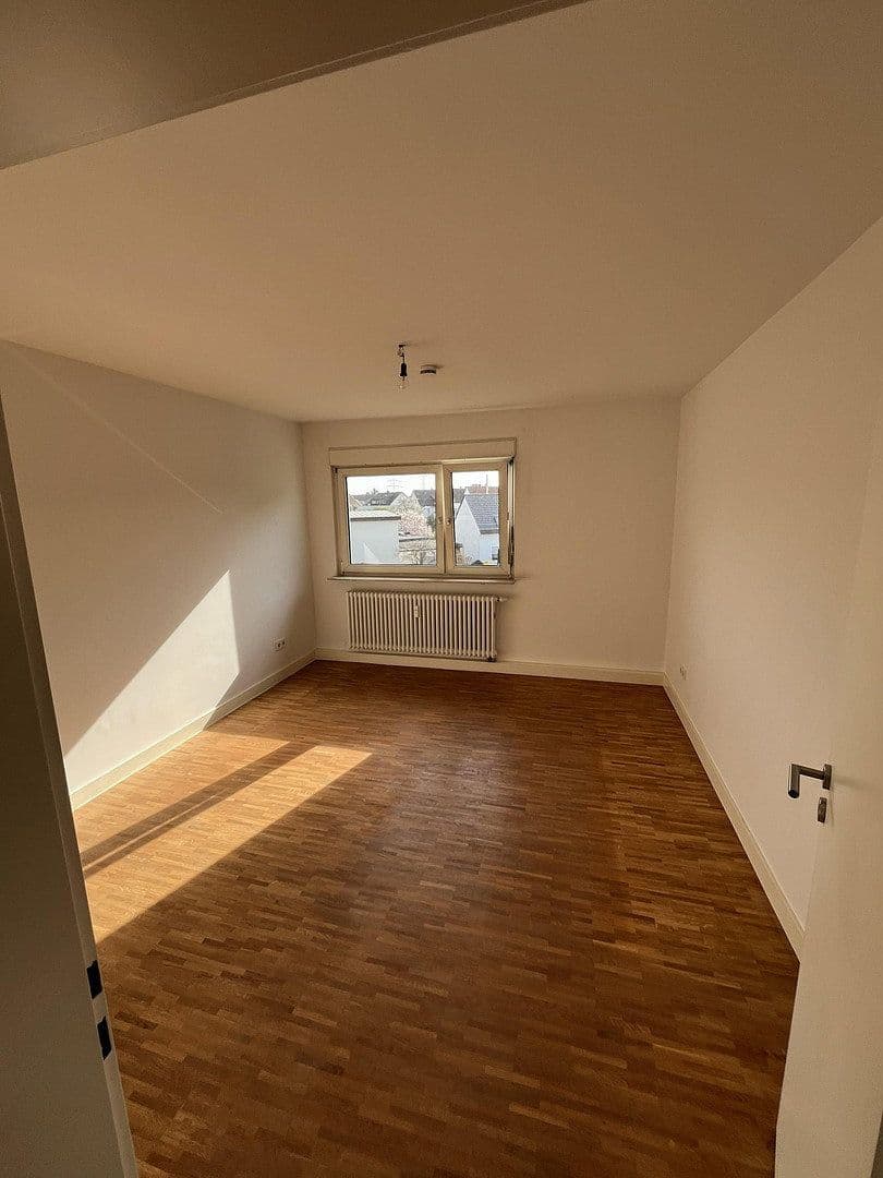 Prodej bytu 2+1 62 m², Viernheim, Hessen Prodej bytu 2+1 62 m², Viernheim, Hessen