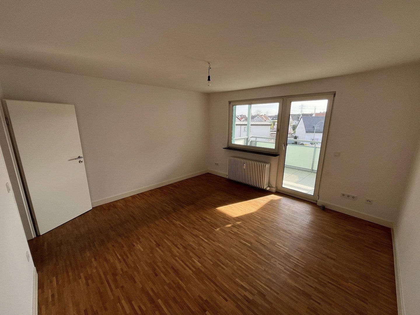 Prodej bytu 2+1 62 m², Viernheim, Hessen Prodej bytu 2+1 62 m², Viernheim, Hessen