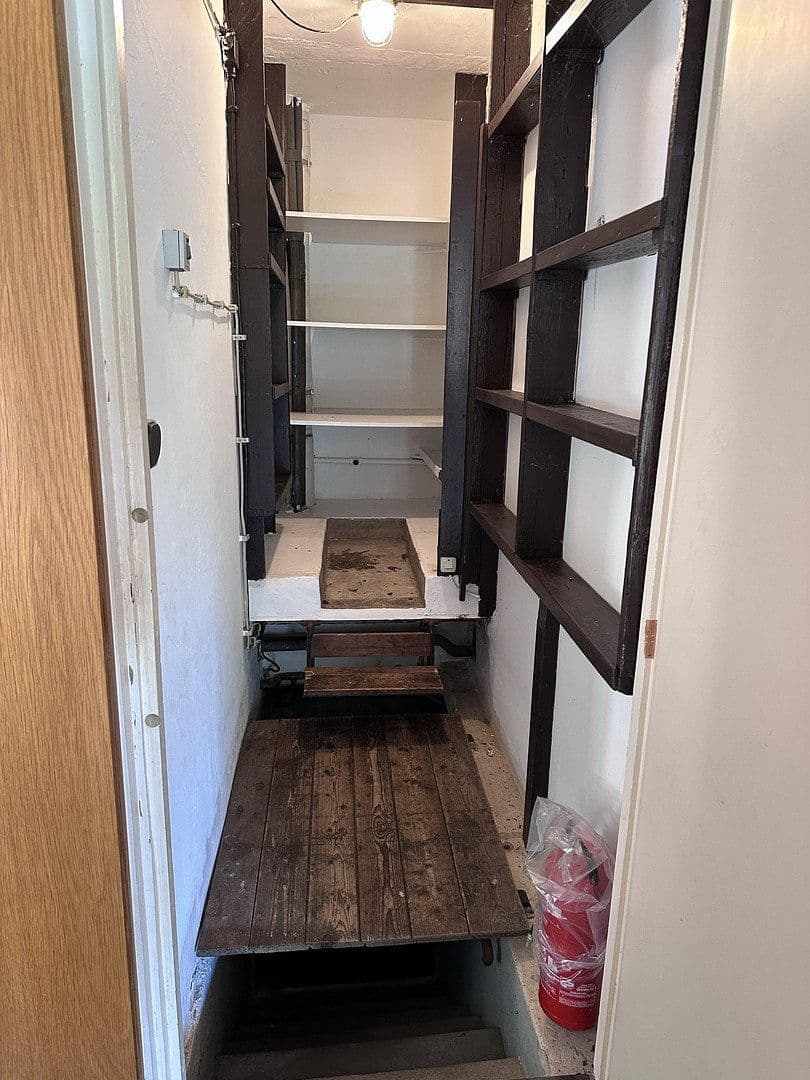 Prodej domu 169 m², pozemek 3.183 m², Karstraße 17a, Nettetal, Severní Porýní-Vestfálsko Prodej domu 169 m², pozemek 3.183 m², Karstraße 17a, Nettetal, Severní Porýní-Vestfálsko