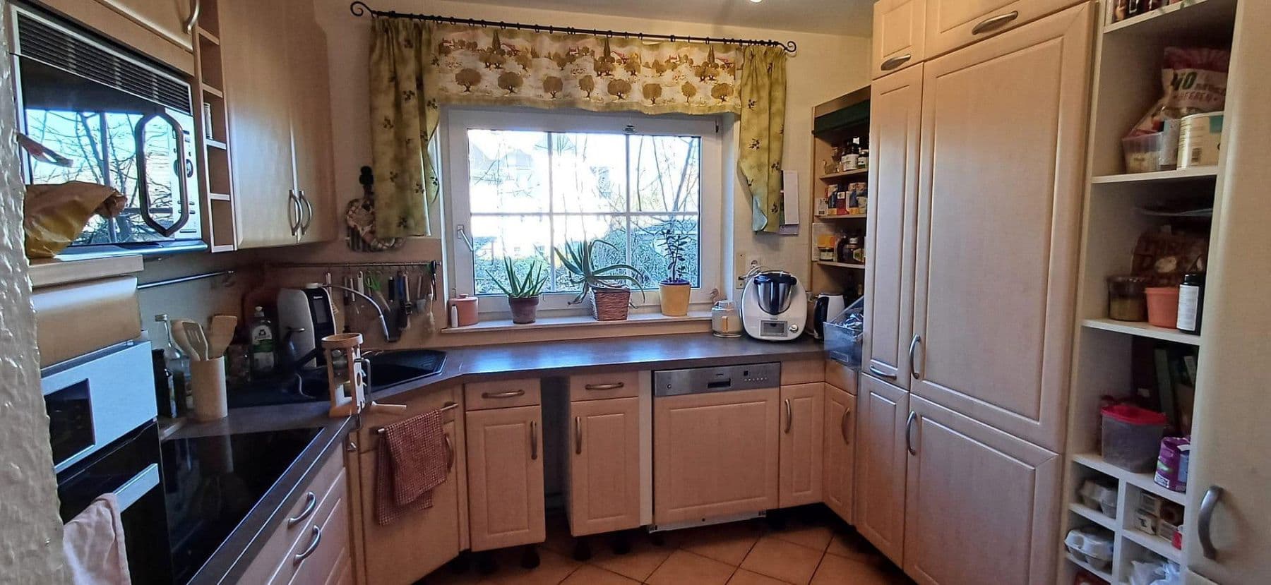 Prodej domu 200 m², pozemek 274 m², Geisenheim, Hessen Prodej domu 200 m², pozemek 274 m², Geisenheim, Hessen