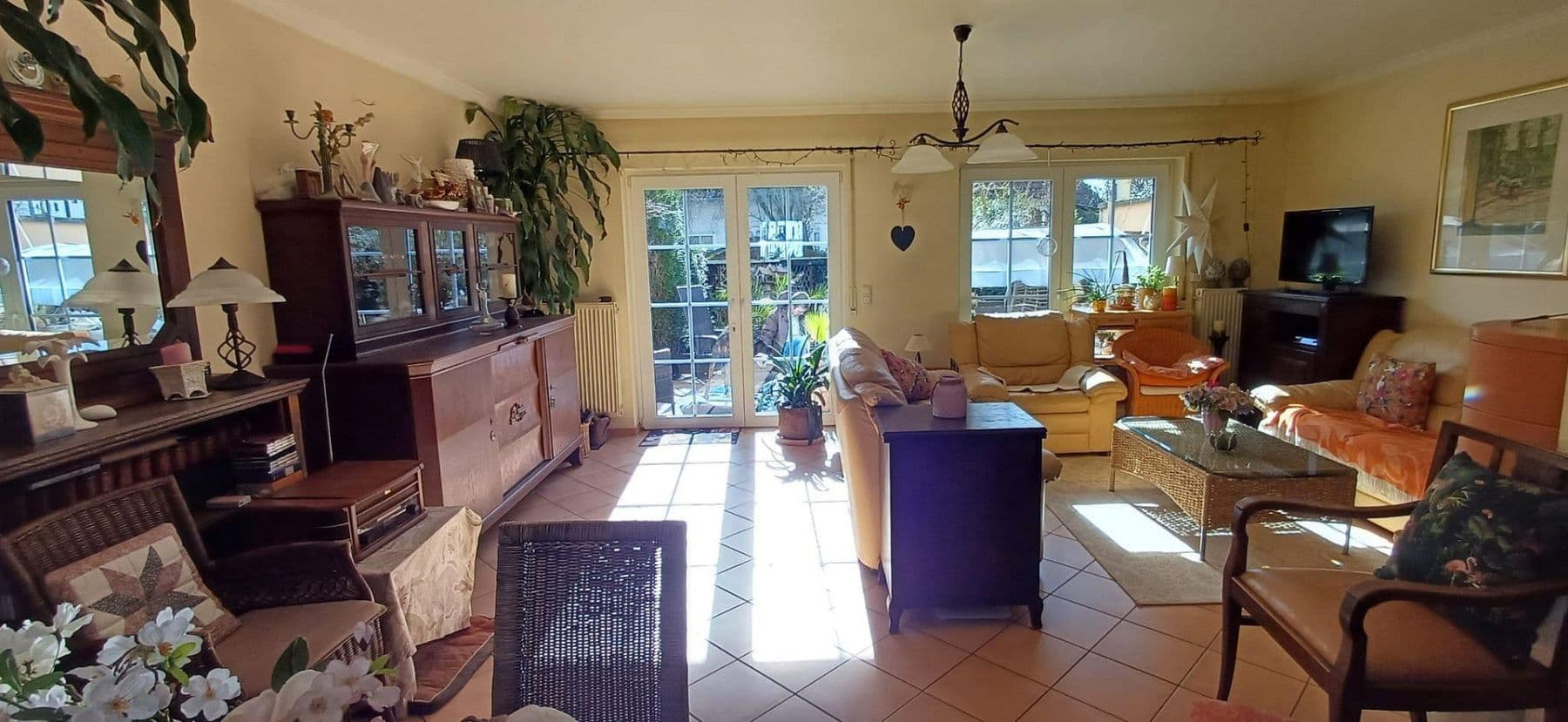 Prodej domu 200 m², pozemek 274 m², Geisenheim, Hessen Prodej domu 200 m², pozemek 274 m², Geisenheim, Hessen