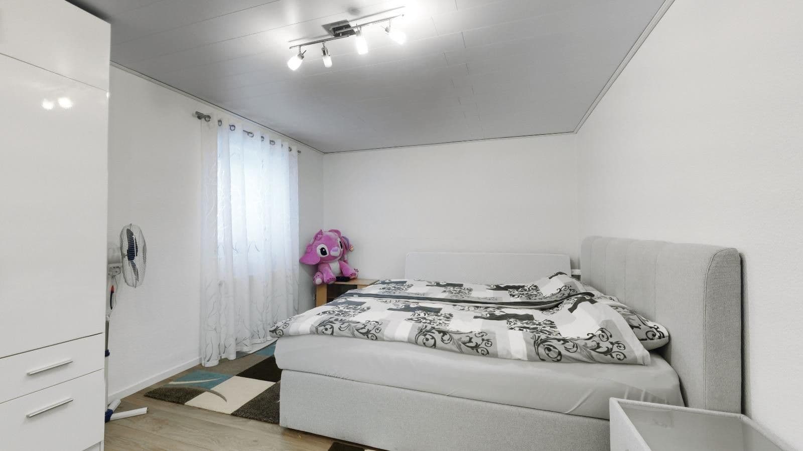 Prodej domu 244 m², pozemek 723 m², Kaiserslautern, Porýní-Falc Prodej domu 244 m², pozemek 723 m², Kaiserslautern, Porýní-Falc