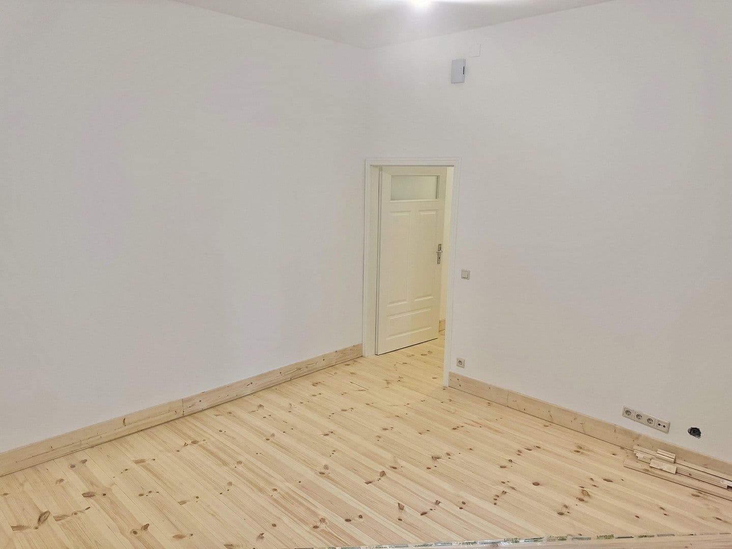 Pronájem kanceláře 155 m², Grolmanstr. 56, Berlin, Berlín Pronájem kanceláře 155 m², Grolmanstr. 56, Berlin, Berlín