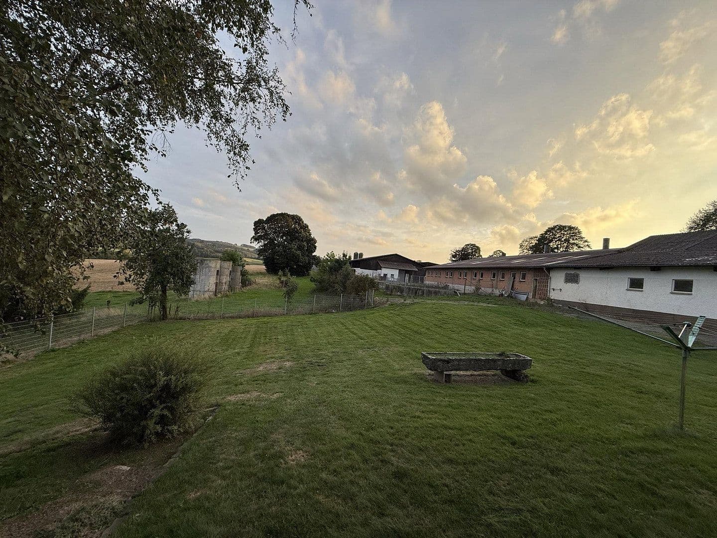 Pronájem domu 145 m², pozemek 650 m², Neuenrader Straße 27, Balve, Severní Porýní-Vestfálsko Pronájem domu 145 m², pozemek 650 m², Neuenrader Straße 27, Balve, Severní Porýní-Vestfálsko