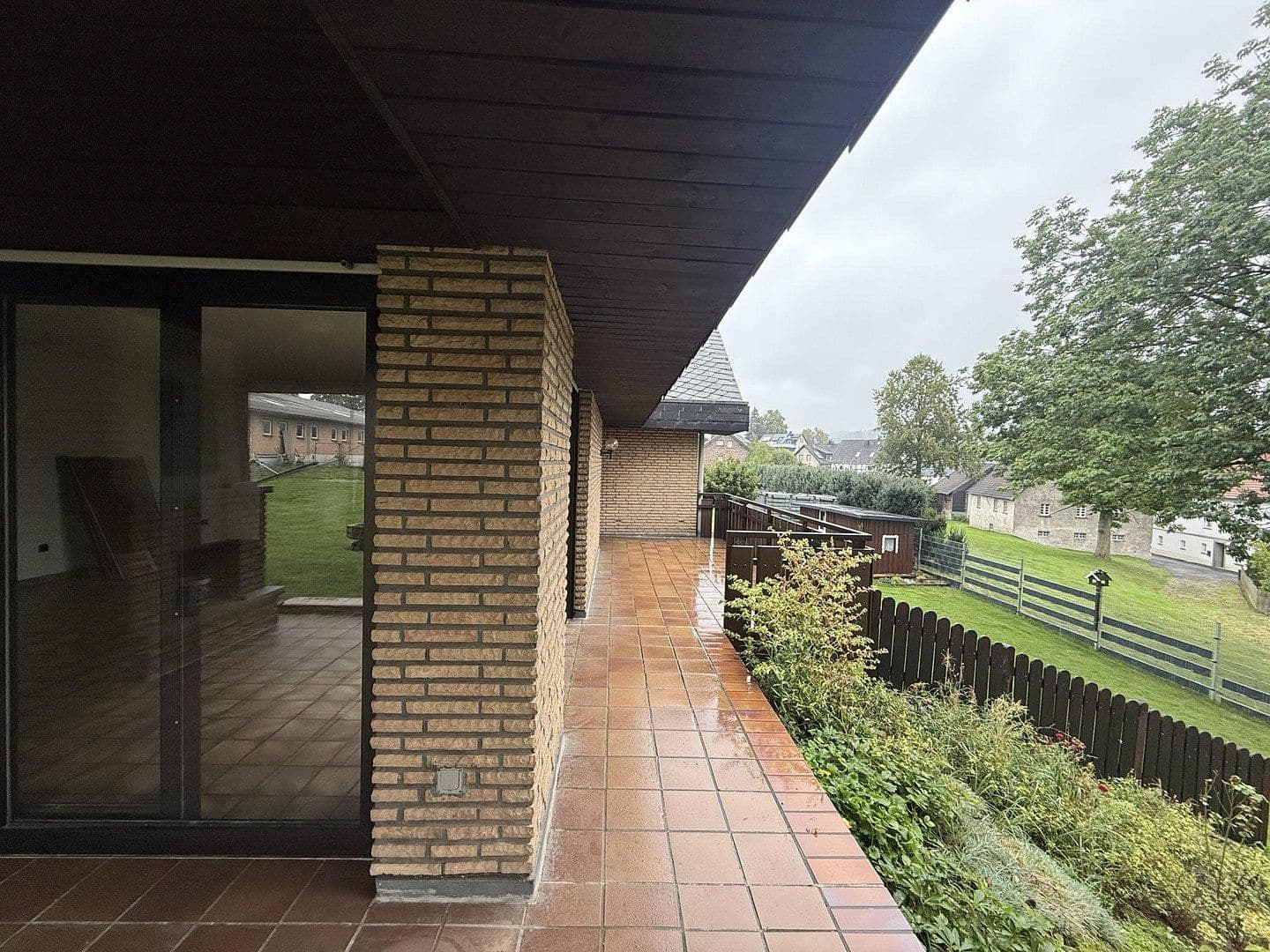 Pronájem domu 145 m², pozemek 650 m², Neuenrader Straße 27, Balve, Severní Porýní-Vestfálsko Pronájem domu 145 m², pozemek 650 m², Neuenrader Straße 27, Balve, Severní Porýní-Vestfálsko
