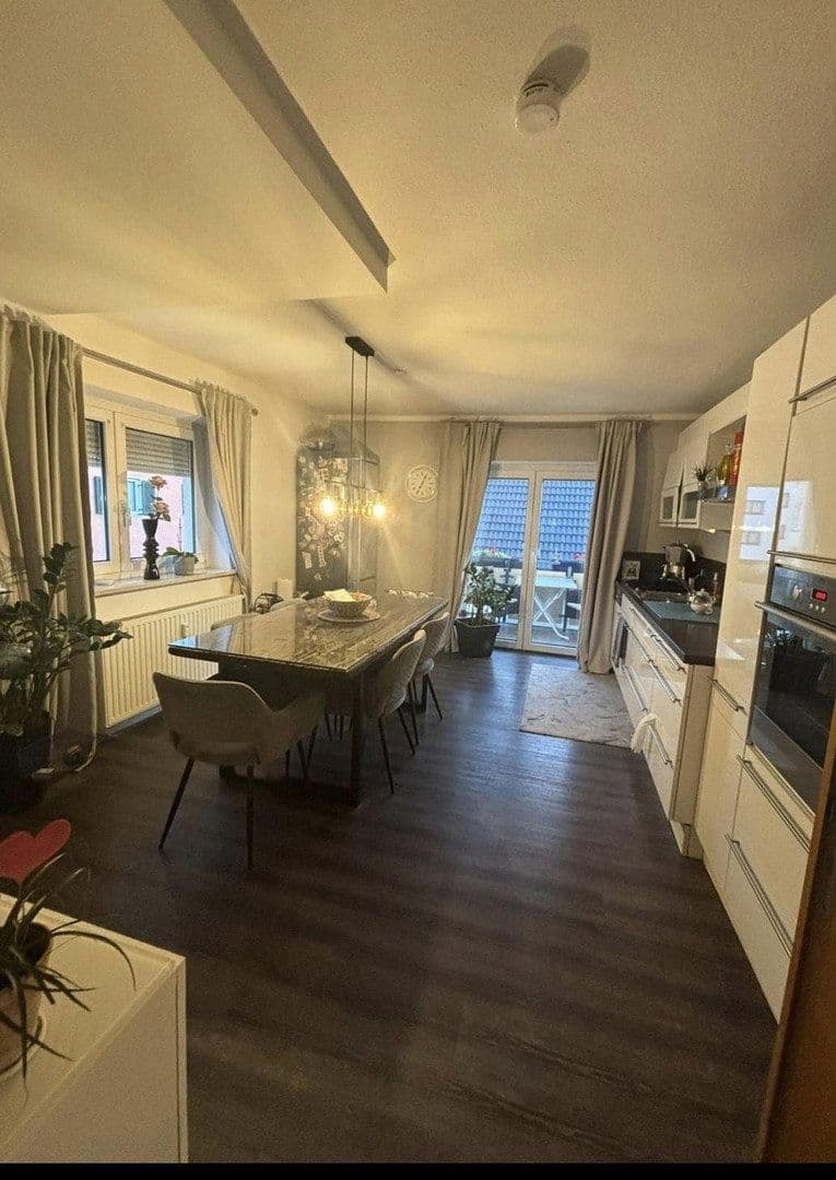 Prodej bytu 5+1 107 m², Augsburg, Bavorsko Prodej bytu 5+1 107 m², Augsburg, Bavorsko