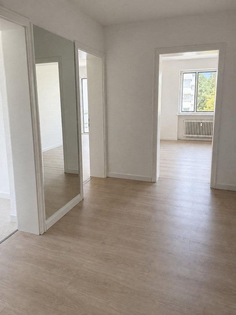 Pronájem bytu 3+1 80 m², München, Bavorsko Pronájem bytu 3+1 80 m², München, Bavorsko