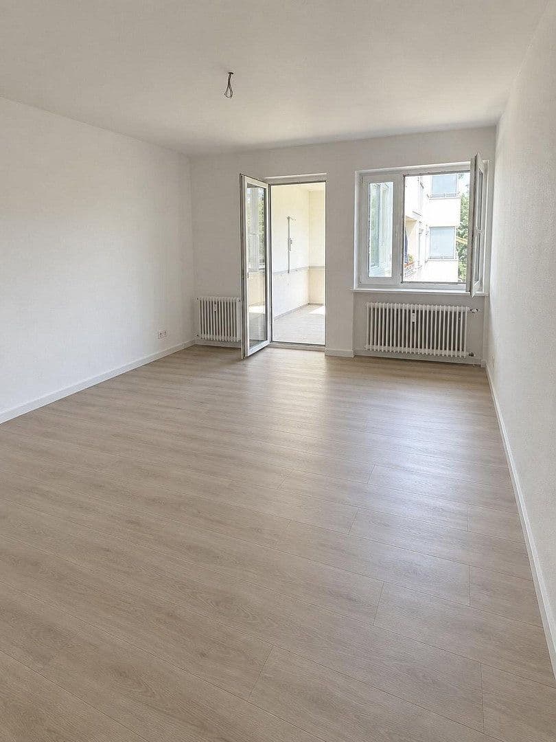 Pronájem bytu 3+1 80 m², München, Bavorsko Pronájem bytu 3+1 80 m², München, Bavorsko