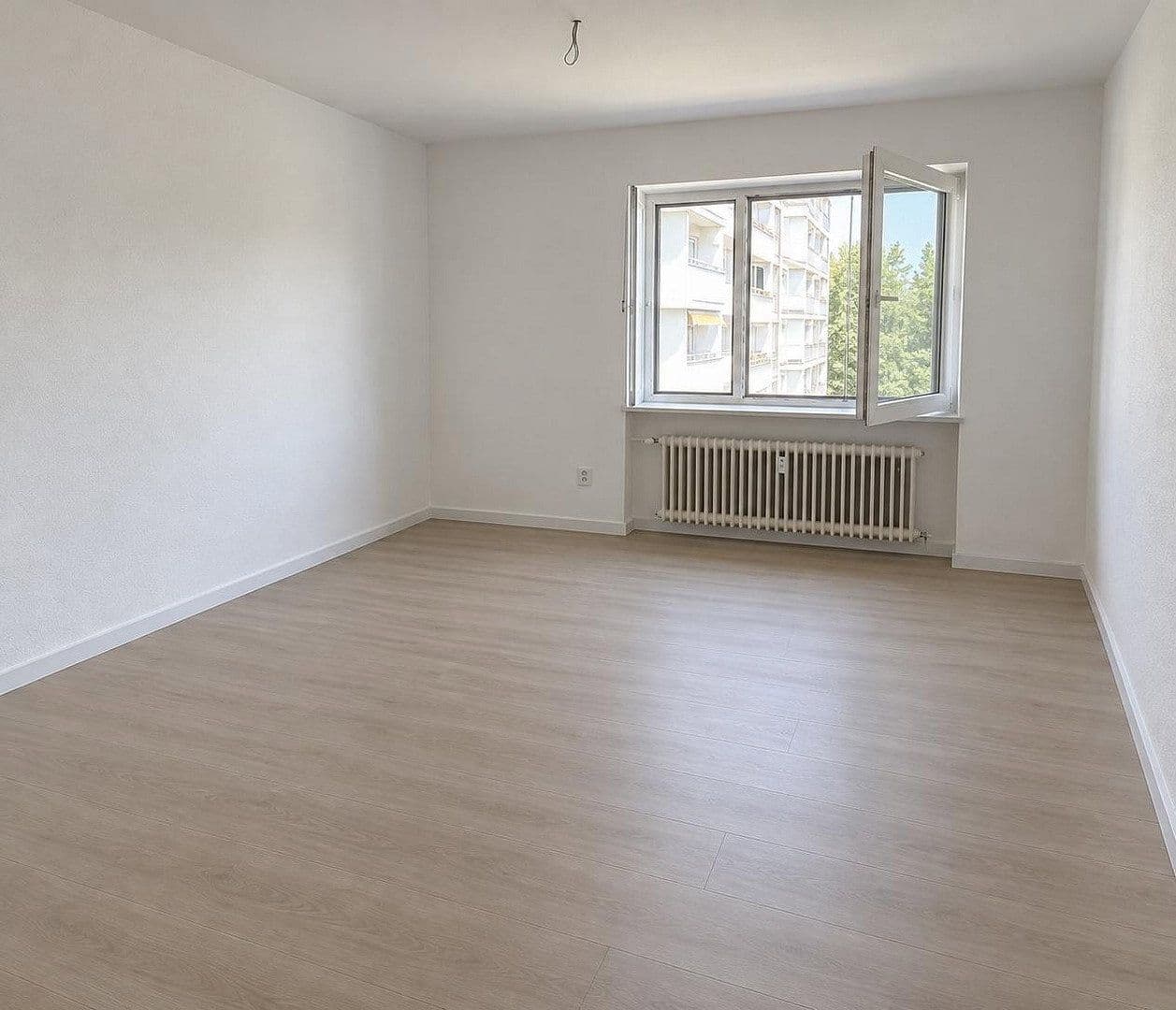 Pronájem bytu 3+1 80 m², München, Bavorsko Pronájem bytu 3+1 80 m², München, Bavorsko