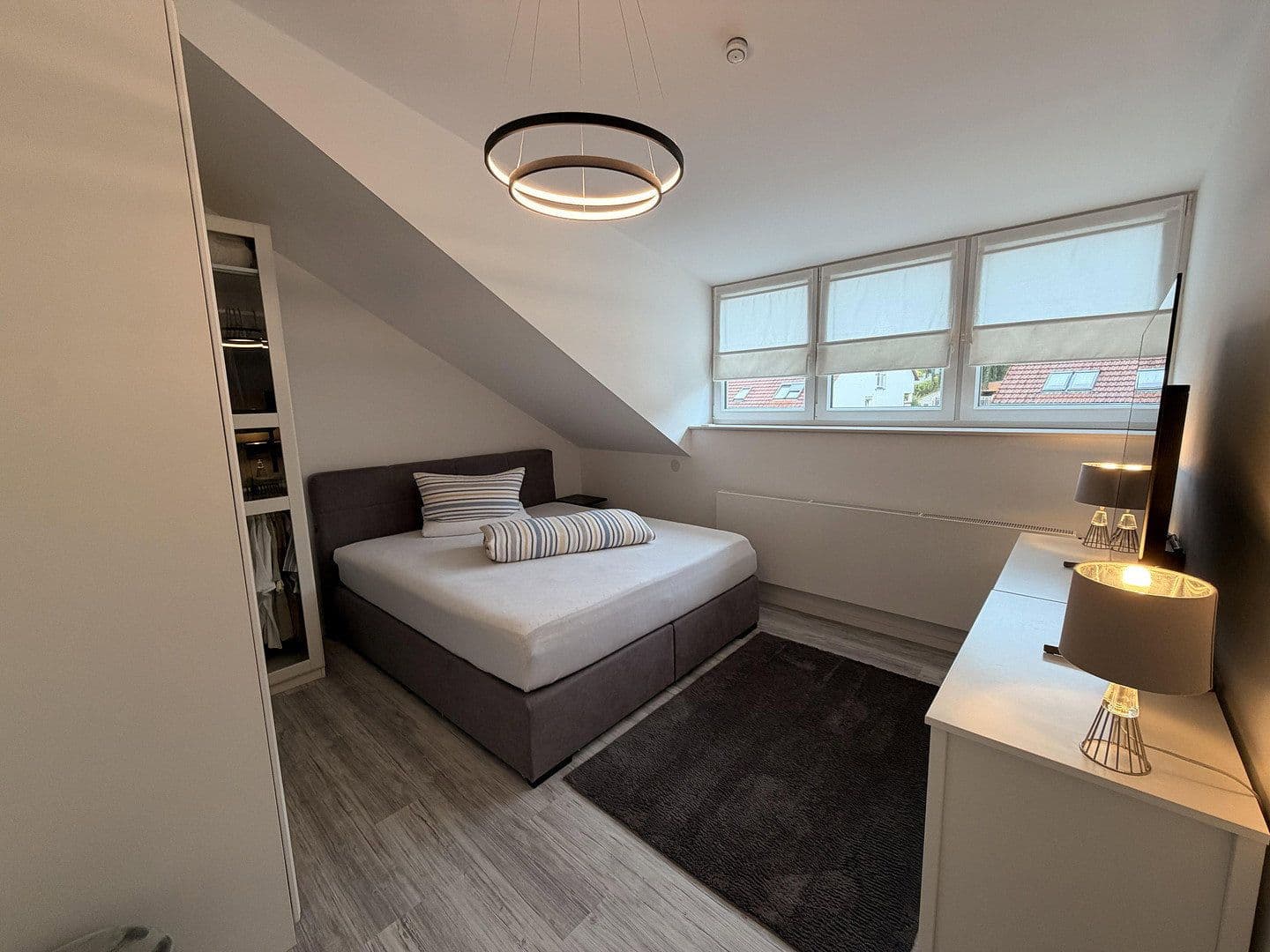 Prodej domu 225 m², pozemek 350 m², Aystetten, Bavorsko Prodej domu 225 m², pozemek 350 m², Aystetten, Bavorsko
