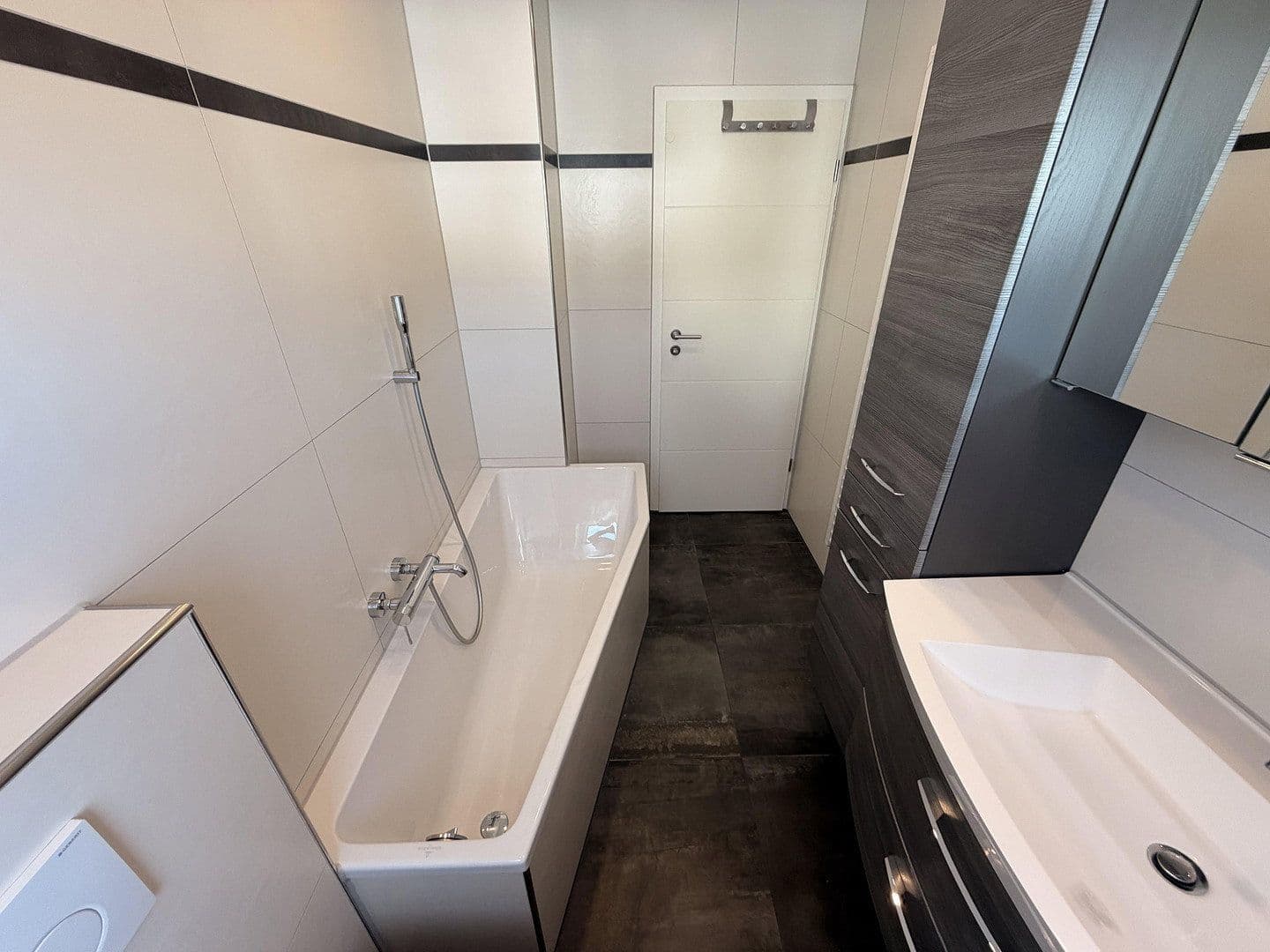 Prodej domu 225 m², pozemek 350 m², Aystetten, Bavorsko Prodej domu 225 m², pozemek 350 m², Aystetten, Bavorsko