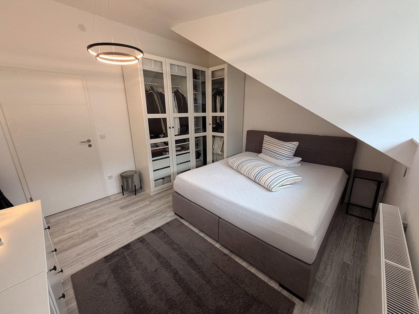 Prodej domu 225 m², pozemek 350 m², Aystetten, Bavorsko Prodej domu 225 m², pozemek 350 m², Aystetten, Bavorsko