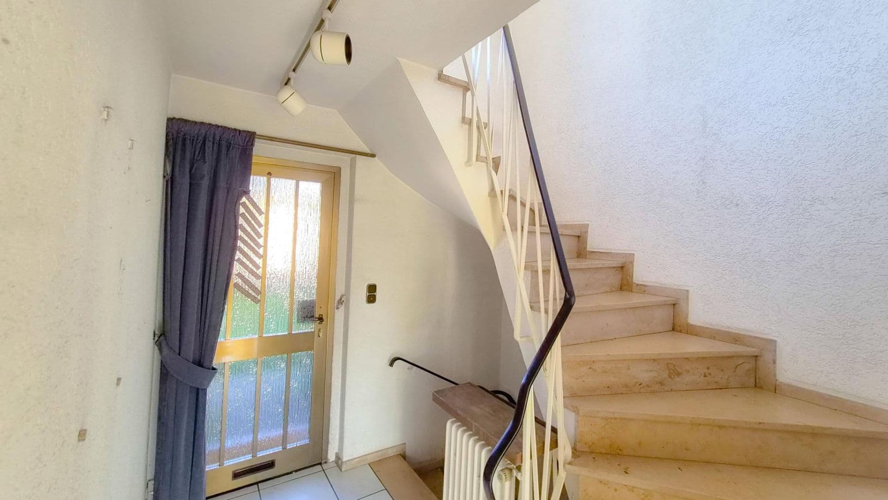 Prodej domu 132 m², pozemek 743 m², Moers, Severní Porýní-Vestfálsko Prodej domu 132 m², pozemek 743 m², Moers, Severní Porýní-Vestfálsko