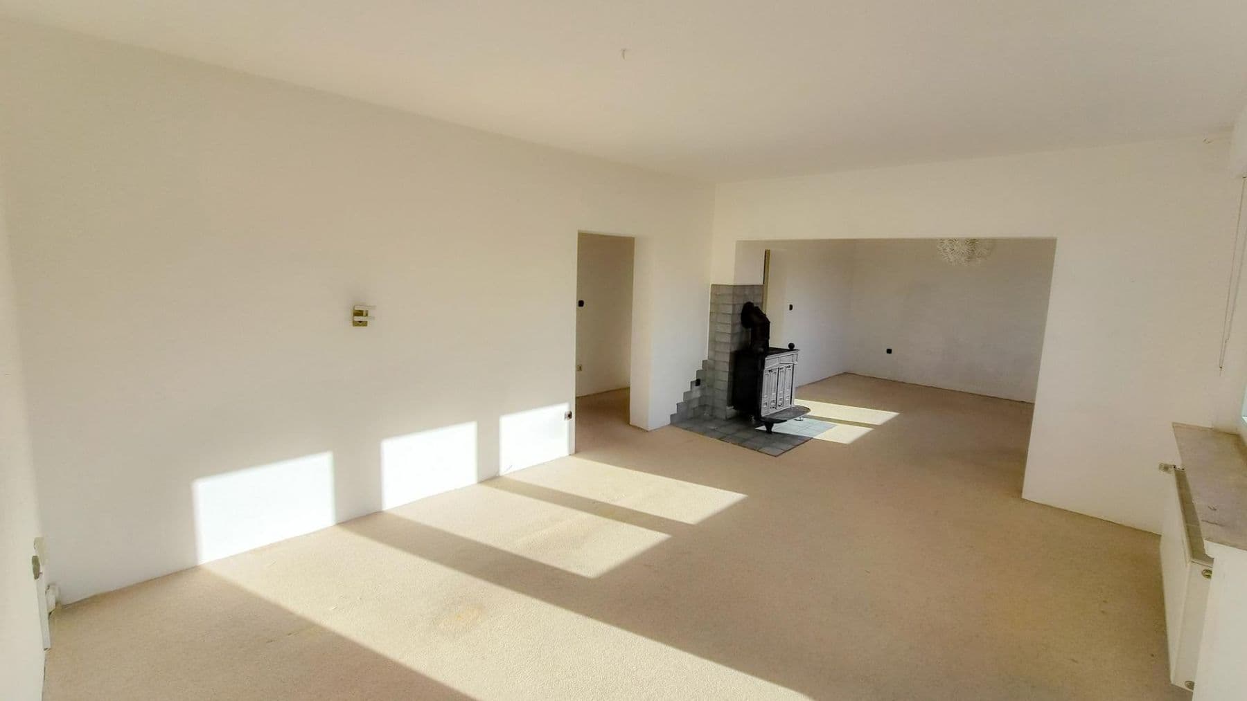 Prodej domu 132 m², pozemek 743 m², Moers, Severní Porýní-Vestfálsko Prodej domu 132 m², pozemek 743 m², Moers, Severní Porýní-Vestfálsko