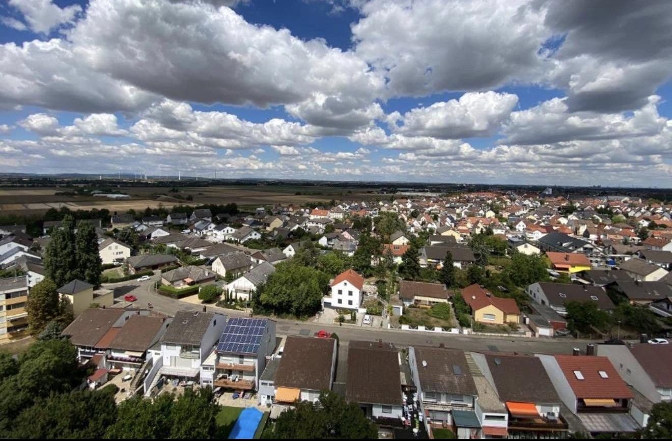 Prodej bytu 3+1 92 m², Königsbergerstr 1, Bobenheim-Roxheim, Porýní-Falc Prodej bytu 3+1 92 m², Königsbergerstr 1, Bobenheim-Roxheim, Porýní-Falc