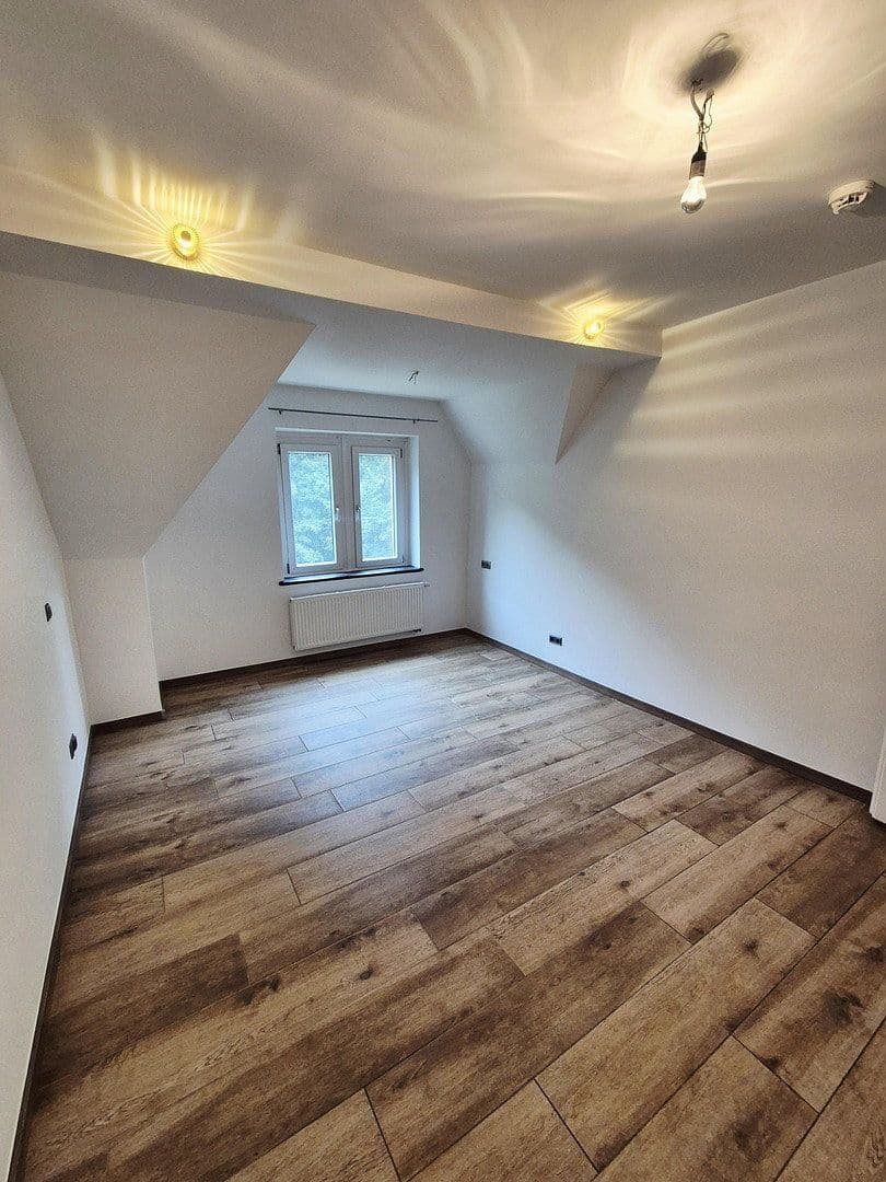 Pronájem bytu 3+1 90 m², Wesel, Severní Porýní-Vestfálsko Pronájem bytu 3+1 90 m², Wesel, Severní Porýní-Vestfálsko