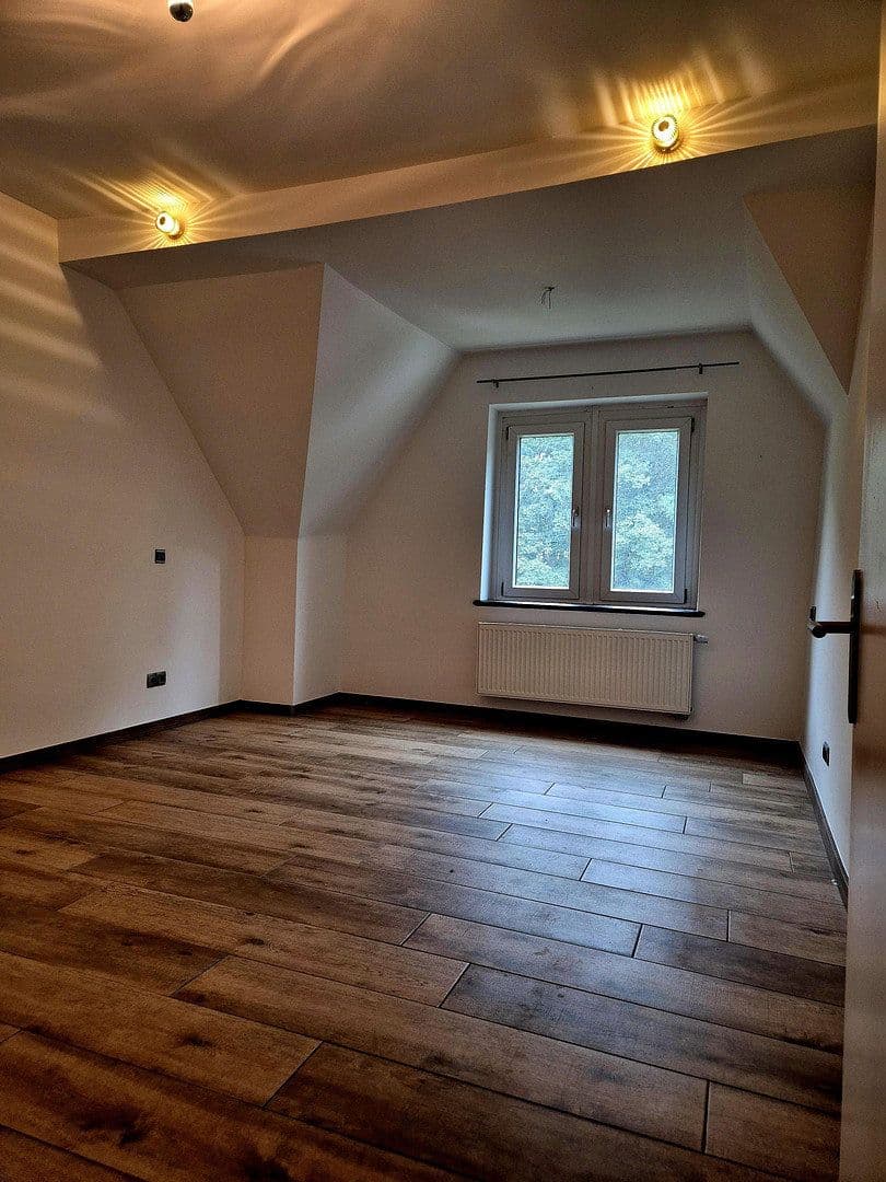 Pronájem bytu 3+1 90 m², Wesel, Severní Porýní-Vestfálsko Pronájem bytu 3+1 90 m², Wesel, Severní Porýní-Vestfálsko
