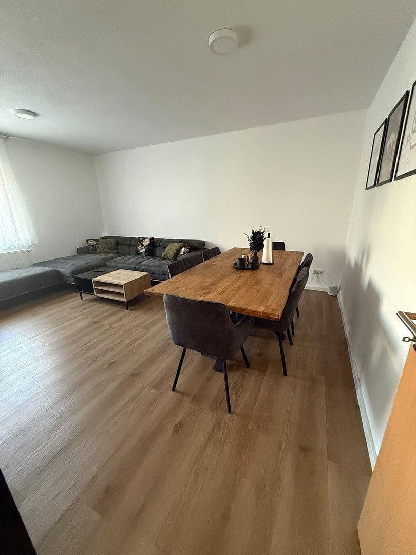 Pronájem bytu 3+1 77 m², Elisabethenstr. 4, Ulm, Bádensko-Württembersko Pronájem bytu 3+1 77 m², Elisabethenstr. 4, Ulm, Bádensko-Württembersko