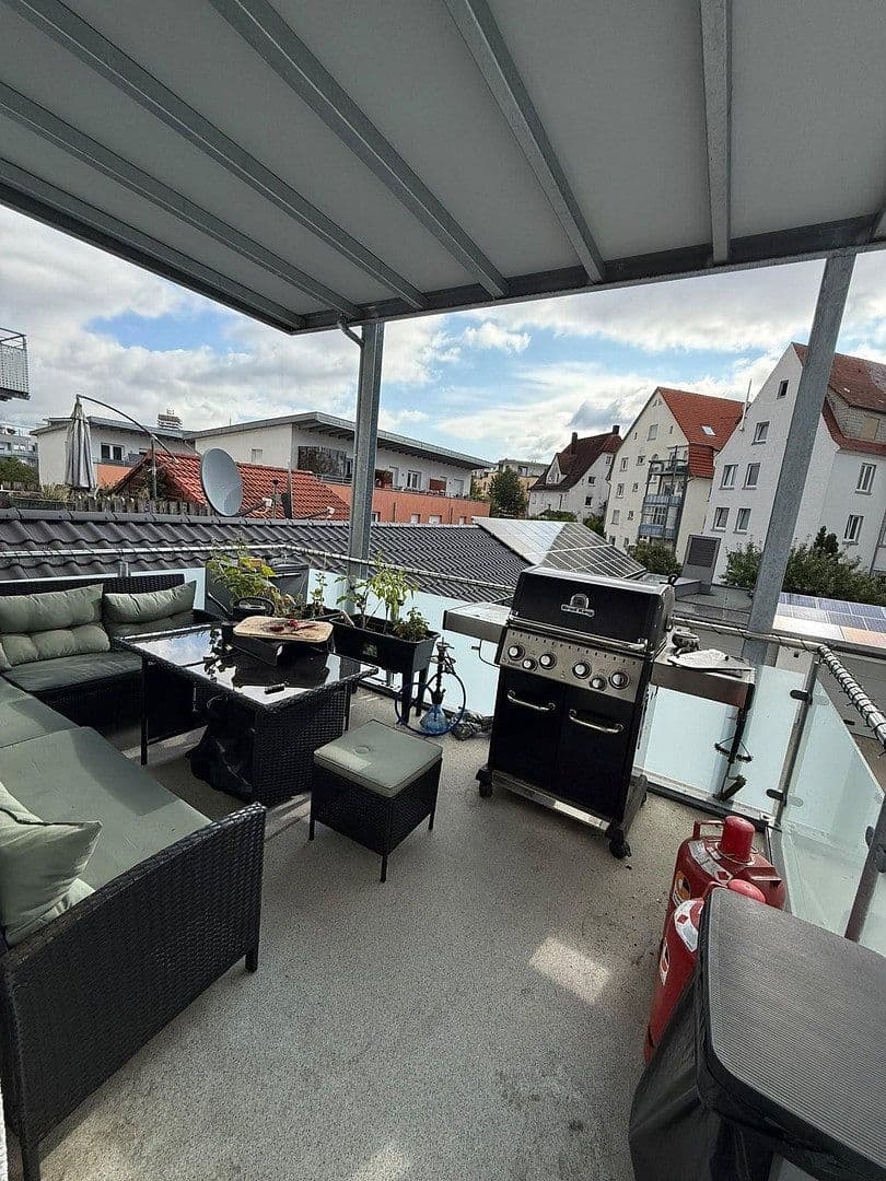 Pronájem bytu 3+1 77 m², Elisabethenstr. 4, Ulm, Bádensko-Württembersko Pronájem bytu 3+1 77 m², Elisabethenstr. 4, Ulm, Bádensko-Württembersko