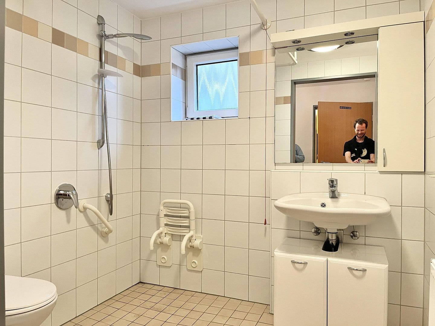 Pronájem bytu 2+1 58 m², August-Bebel-Str. 7b, Bielefeld, Severní Porýní-Vestfálsko Pronájem bytu 2+1 58 m², August-Bebel-Str. 7b, Bielefeld, Severní Porýní-Vestfálsko