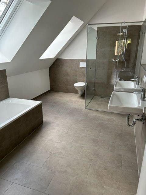 Pronájem bytu 5+1 150 m², Wielandstr.5b, Zirndorf, Bavorsko Pronájem bytu 5+1 150 m², Wielandstr.5b, Zirndorf, Bavorsko