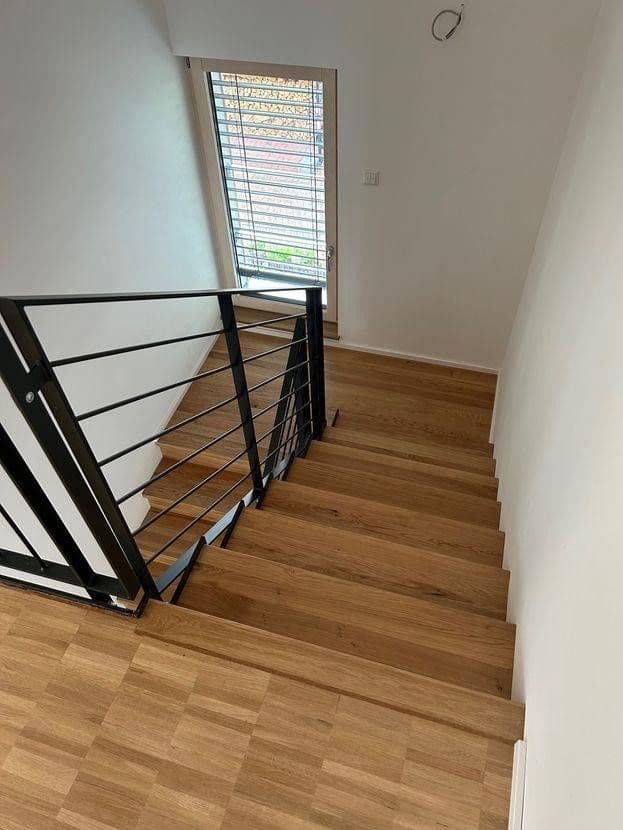 Pronájem bytu 5+1 150 m², Wielandstr.5b, Zirndorf, Bavorsko Pronájem bytu 5+1 150 m², Wielandstr.5b, Zirndorf, Bavorsko