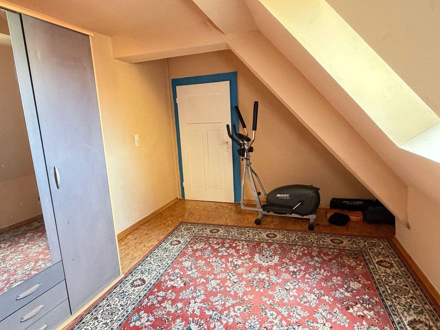 Prodej domu 295 m², pozemek 140 m², Gunzenhausen, Bavorsko Prodej domu 295 m², pozemek 140 m², Gunzenhausen, Bavorsko