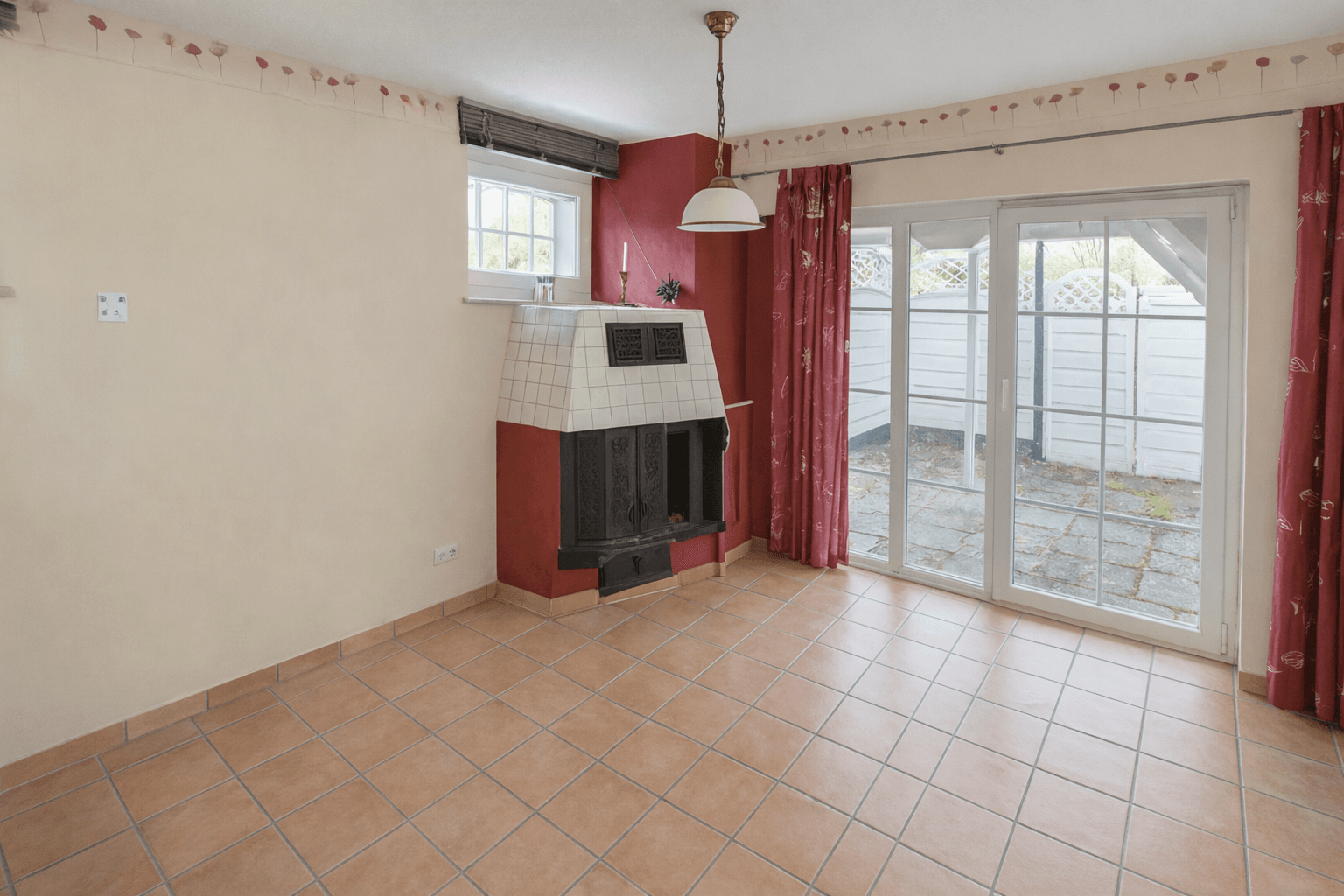 Prodej domu 48 m², pozemek 643 m², Drochtersen, Dolní Sasko Prodej domu 48 m², pozemek 643 m², Drochtersen, Dolní Sasko