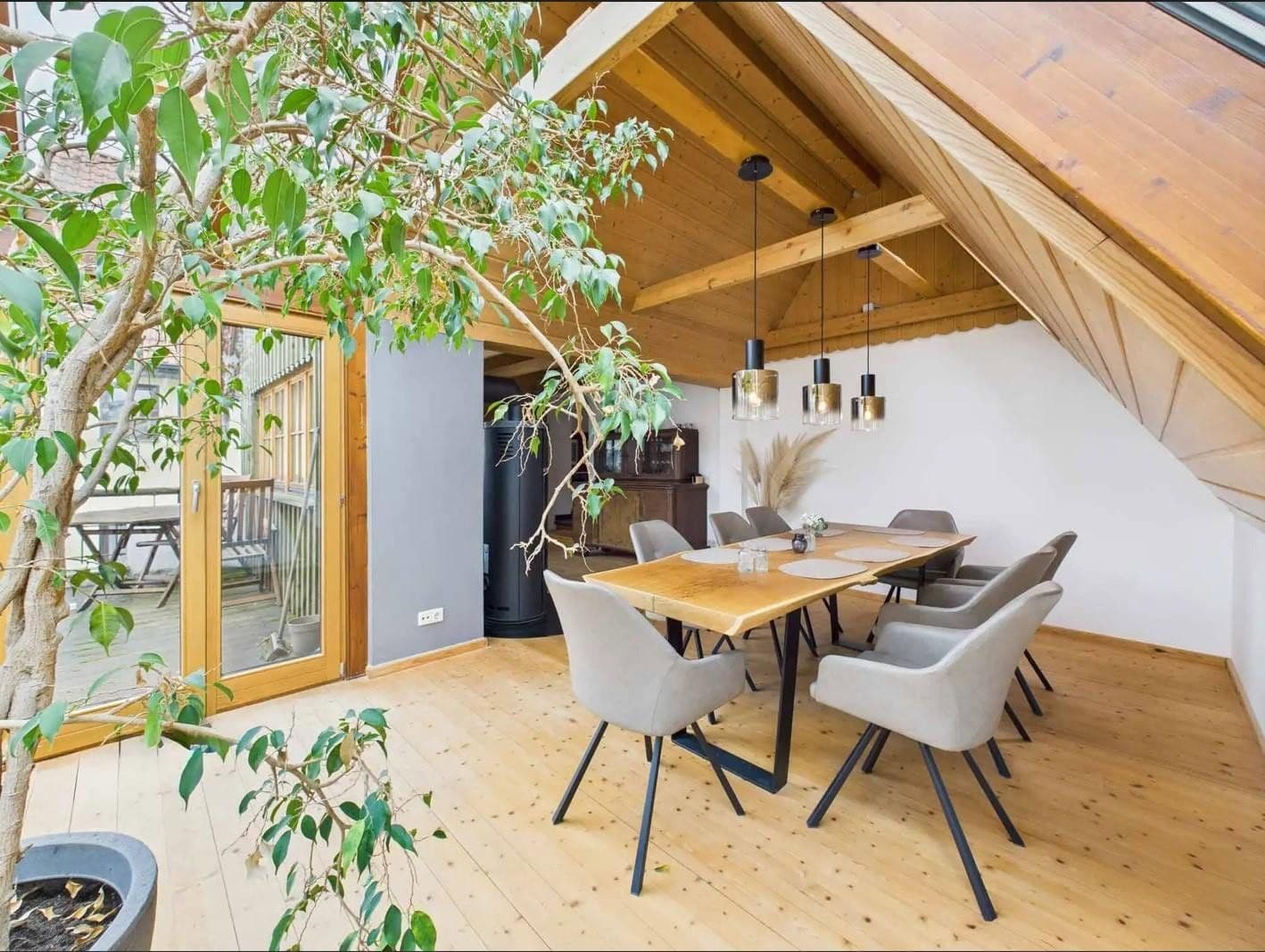 Prodej domu 160 m², pozemek 299 m², Wilhelmstr. 55, Ostfildern, Bádensko-Württembersko Prodej domu 160 m², pozemek 299 m², Wilhelmstr. 55, Ostfildern, Bádensko-Württembersko