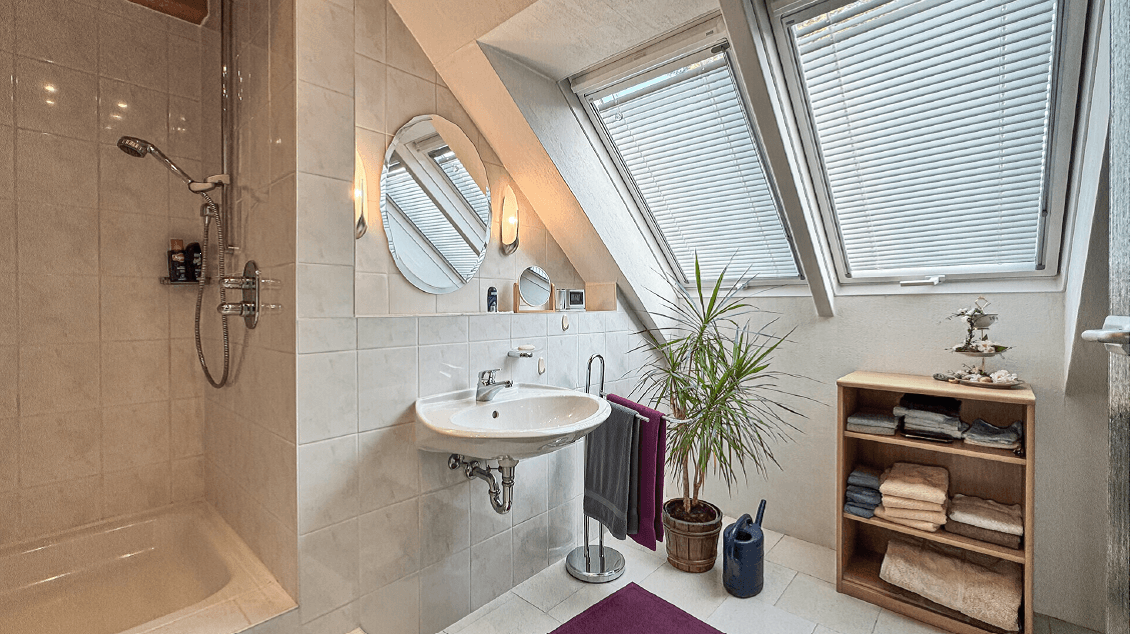 Prodej domu 230 m², pozemek 598 m², Adelsried, Bavorsko Prodej domu 230 m², pozemek 598 m², Adelsried, Bavorsko