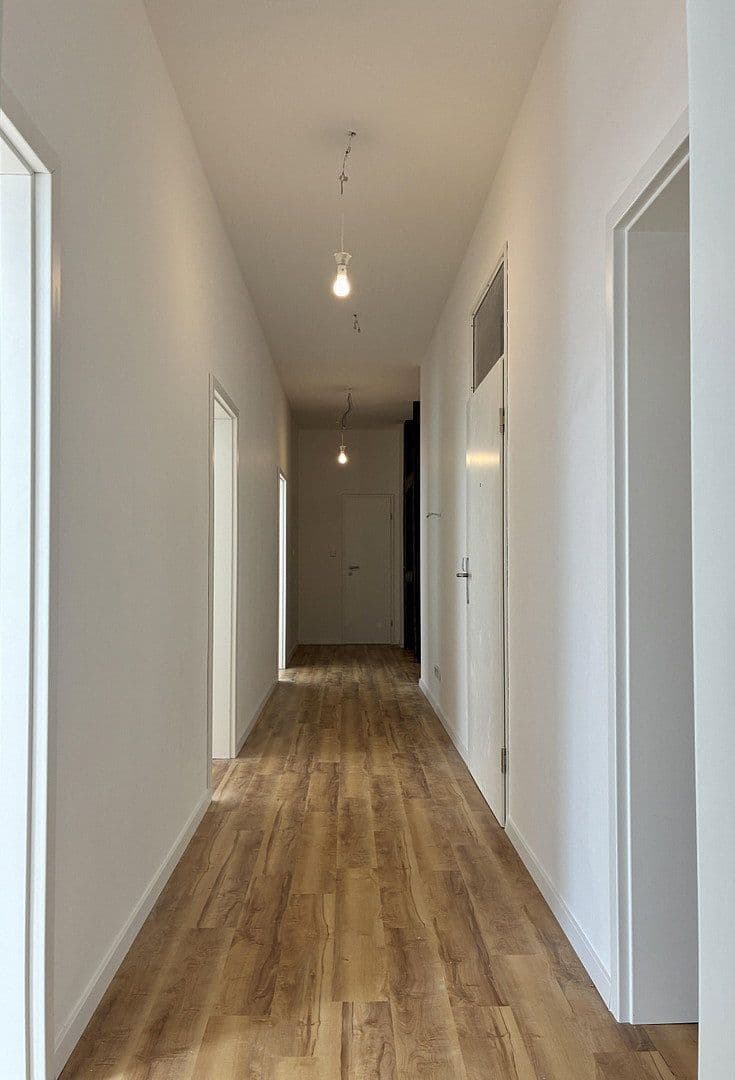 Pronájem bytu 5+1 141 m², Friedrich-Wilhelm-Straße 38, Braunschweig, Dolní Sasko Pronájem bytu 5+1 141 m², Friedrich-Wilhelm-Straße 38, Braunschweig, Dolní Sasko