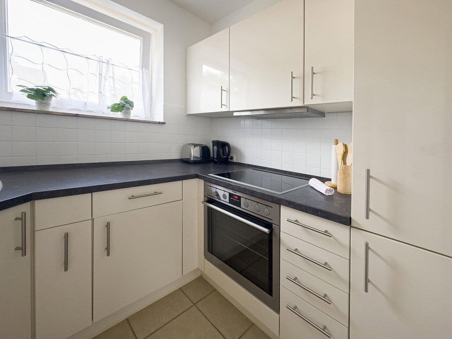 Prodej domu 88 m², pozemek 240 m², Grambker Heerstraße 118A, Bremen, Bremen Prodej domu 88 m², pozemek 240 m², Grambker Heerstraße 118A, Bremen, Bremen