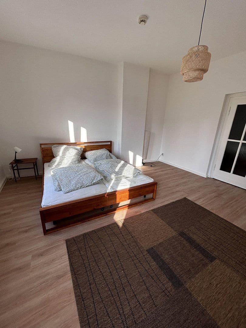 Pronájem bytu 1+kk 58 m², Weserstraße 28, Berlin, Berlín Pronájem bytu 1+kk 58 m², Weserstraße 28, Berlin, Berlín