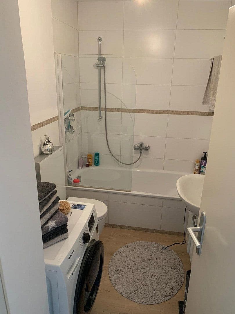 Prodej bytu 2+1 66 m², Alte Tegernseer Str. 12, Hausham, Bavorsko Prodej bytu 2+1 66 m², Alte Tegernseer Str. 12, Hausham, Bavorsko