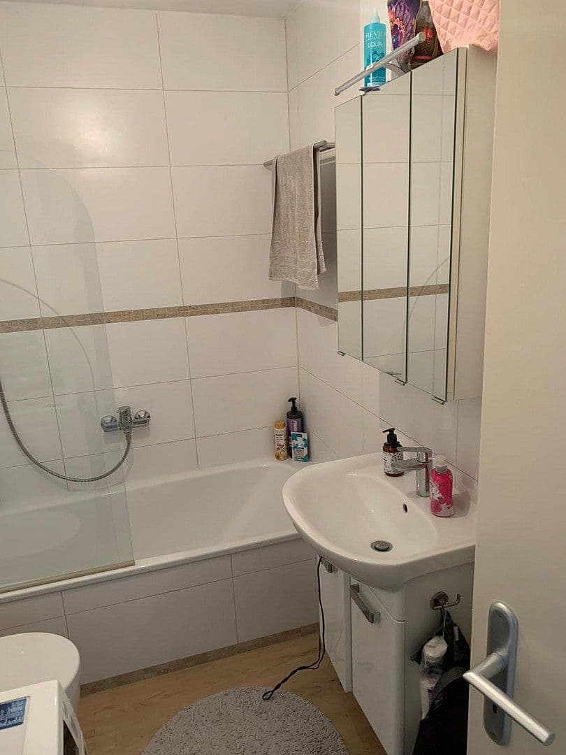 Prodej bytu 2+1 66 m², Alte Tegernseer Str. 12, Hausham, Bavorsko Prodej bytu 2+1 66 m², Alte Tegernseer Str. 12, Hausham, Bavorsko