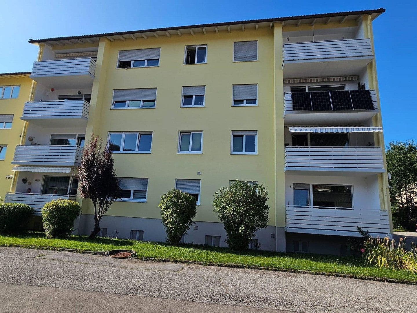 Prodej bytu 2+1 66 m², Alte Tegernseer Str. 12, Hausham, Bavorsko Prodej bytu 2+1 66 m², Alte Tegernseer Str. 12, Hausham, Bavorsko