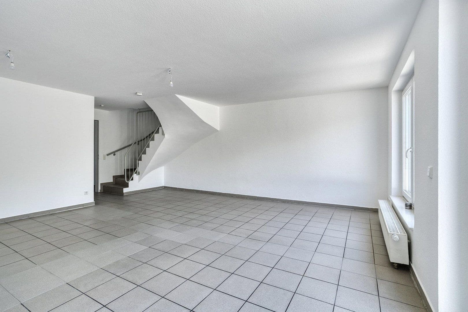 Prodej domu 111 m², pozemek 5.733 m², Essen, Severní Porýní-Vestfálsko Prodej domu 111 m², pozemek 5.733 m², Essen, Severní Porýní-Vestfálsko