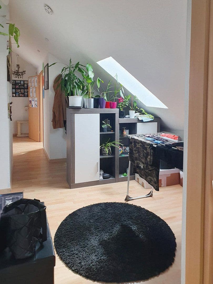 Pronájem bytu 3+1 69 m², Triberger Straße 4, Villingen-Schwenningen, Bádensko-Württembersko Pronájem bytu 3+1 69 m², Triberger Straße 4, Villingen-Schwenningen, Bádensko-Württembersko