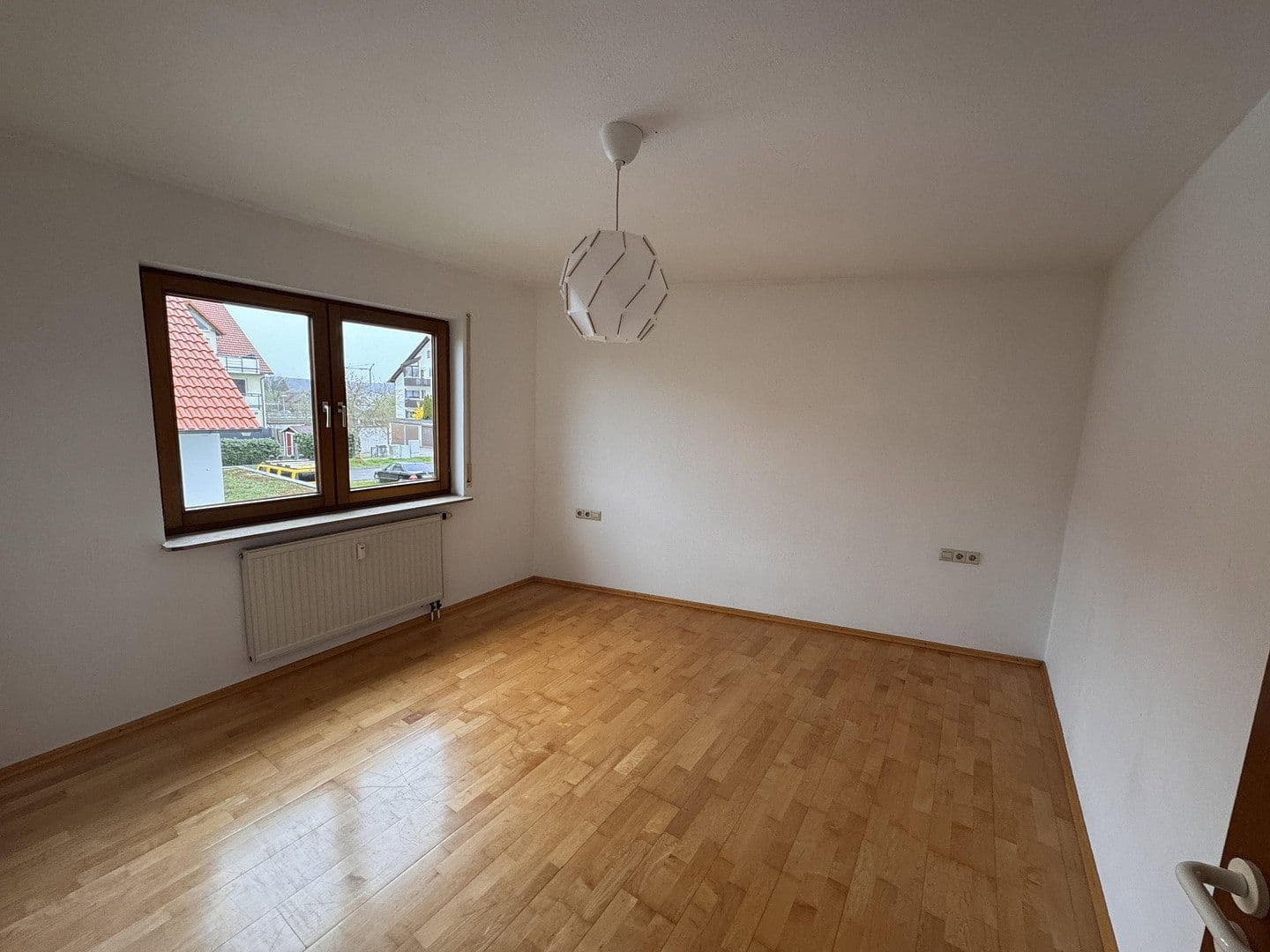 Pronájem bytu 2+1 54 m², Pappelweg 10, Sindelfingen, Bádensko-Württembersko Pronájem bytu 2+1 54 m², Pappelweg 10, Sindelfingen, Bádensko-Württembersko