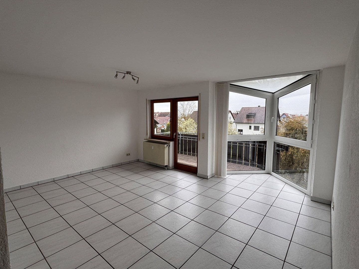 Pronájem bytu 2+1 54 m², Pappelweg 10, Sindelfingen, Bádensko-Württembersko Pronájem bytu 2+1 54 m², Pappelweg 10, Sindelfingen, Bádensko-Württembersko