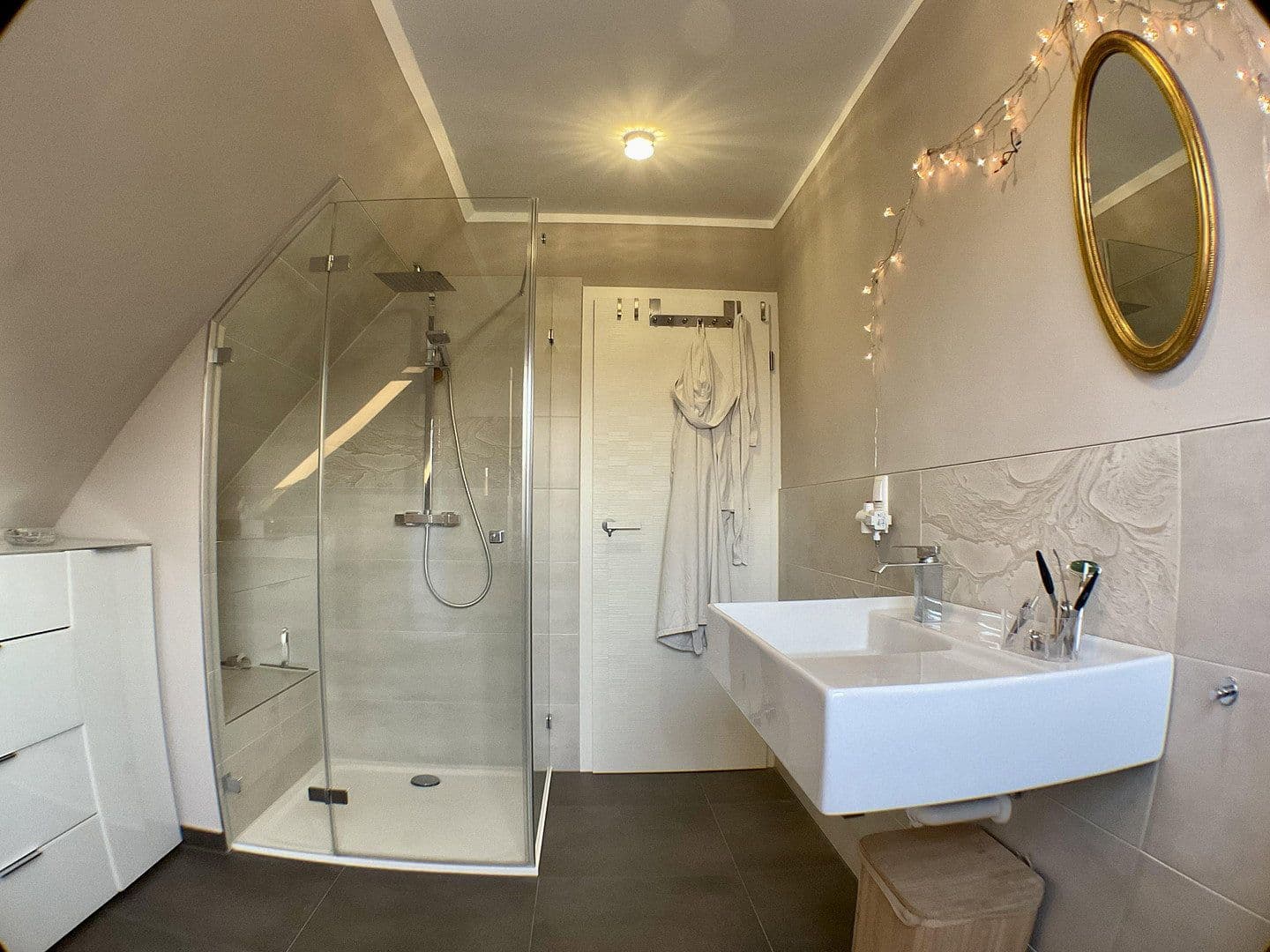 Prodej domu 203 m², pozemek 900 m², Poseritz, Mecklenburg-Vorpommern Prodej domu 203 m², pozemek 900 m², Poseritz, Mecklenburg-Vorpommern
