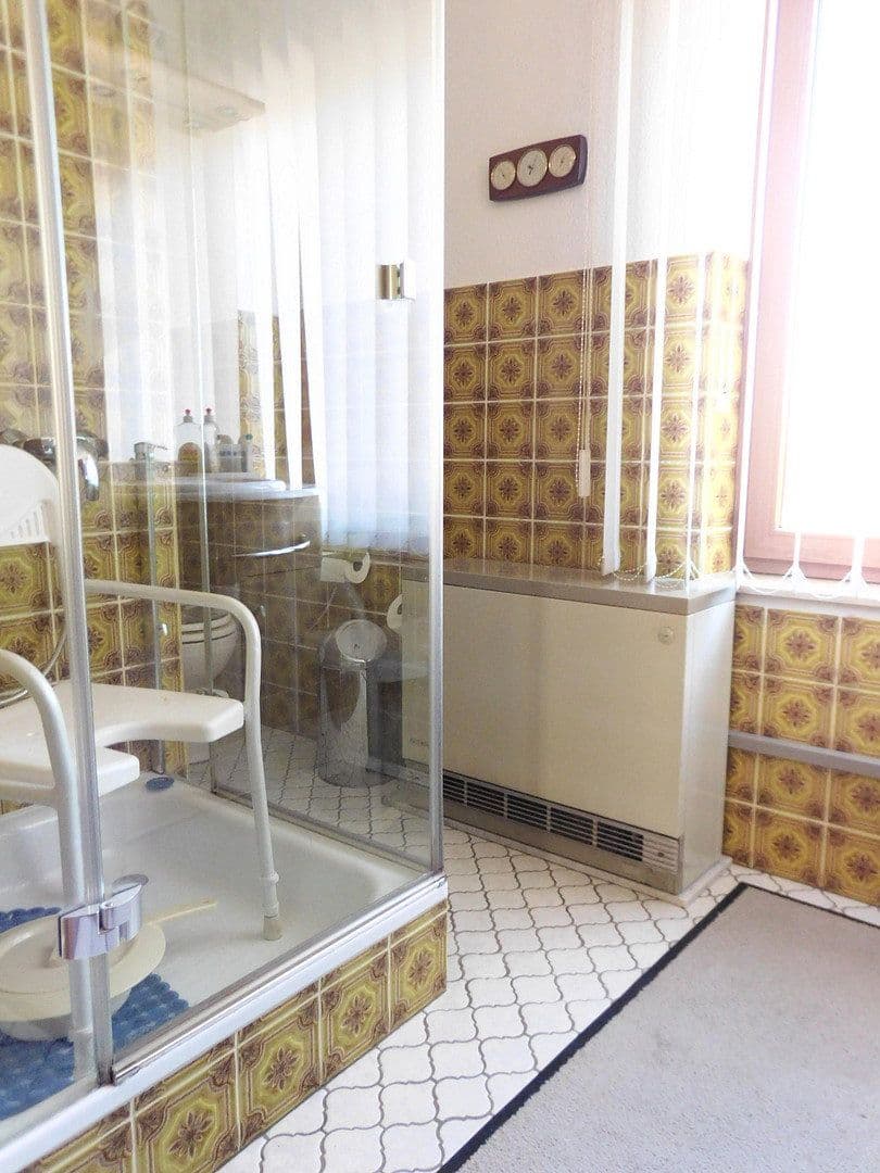 Prodej domu 96 m², pozemek 290 m², Kreuzstrasse 32, Baesweiler, Severní Porýní-Vestfálsko Prodej domu 96 m², pozemek 290 m², Kreuzstrasse 32, Baesweiler, Severní Porýní-Vestfálsko